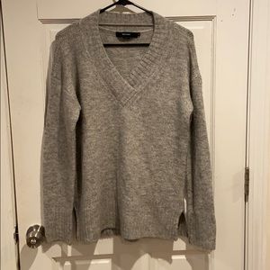 Soft gray Vero Moda sweater